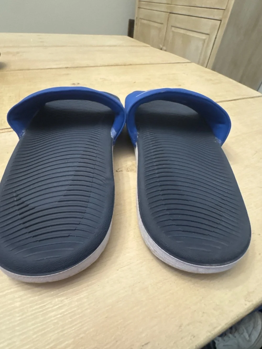 Nike slides